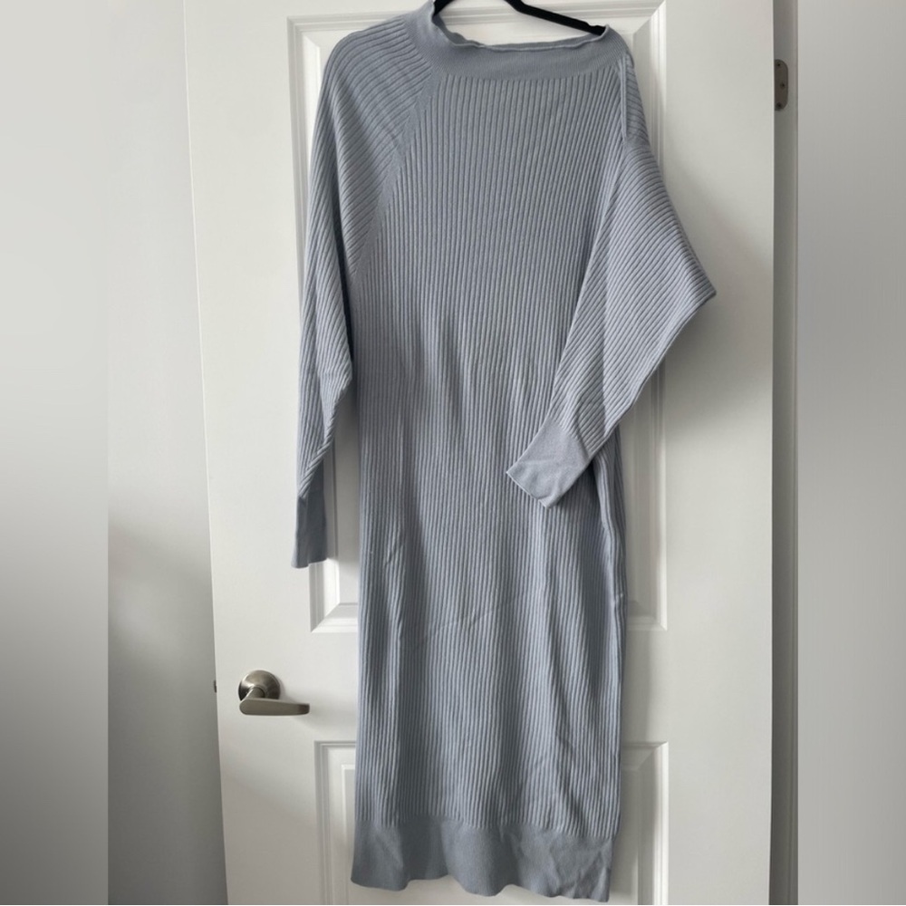 Liviana Conti Size 46 Runway Blue Cozy Off-the-Shoulder Sweater Dress - Picture 4 of 7